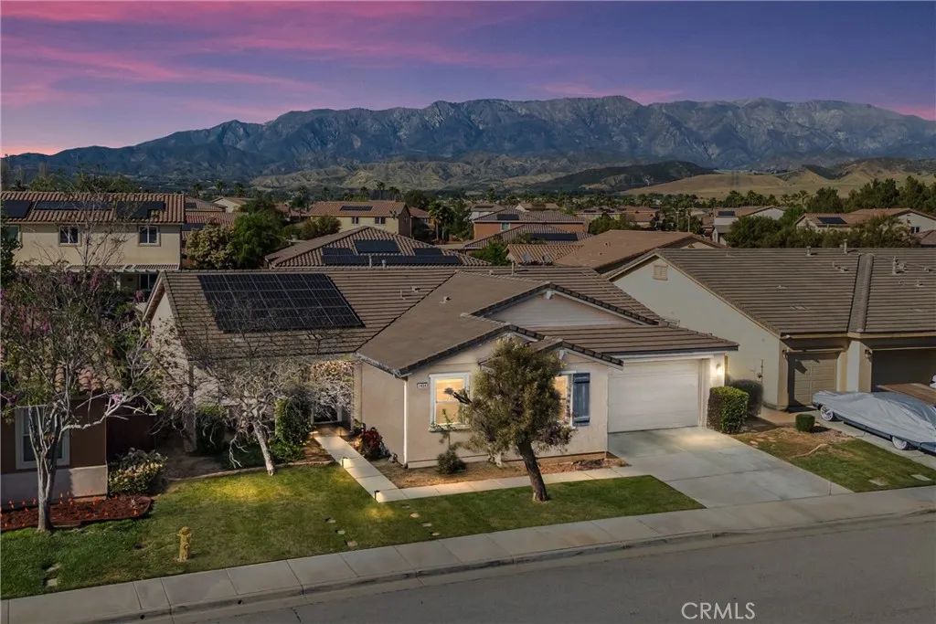 1454 Liatris, Beaumont, CA 92223