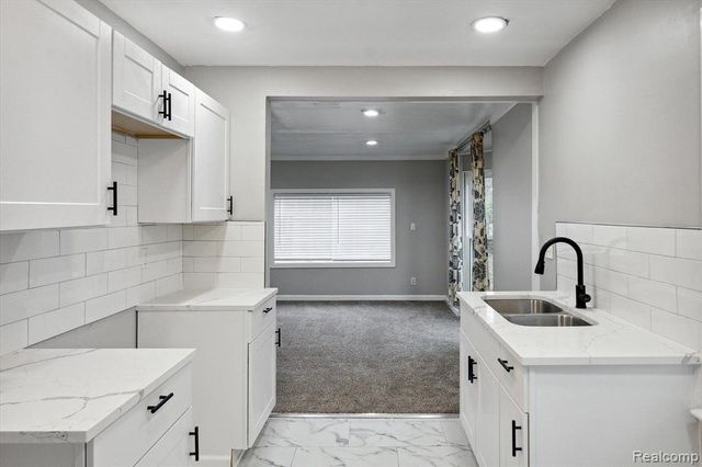 20000 Mccormick Street, Detroit, MI 48224