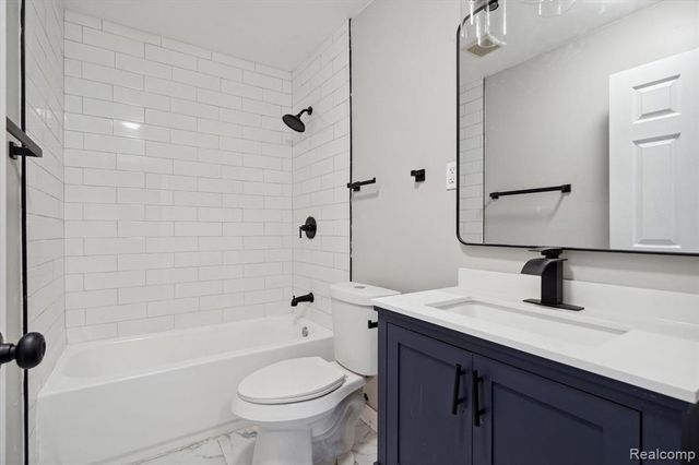 20000 Mccormick Street, Detroit, MI 48224