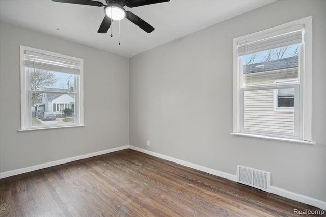 20000 Mccormick Street, Detroit, MI 48224