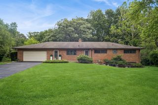 1225 Oakdale Drive, Elgin, IL 60123