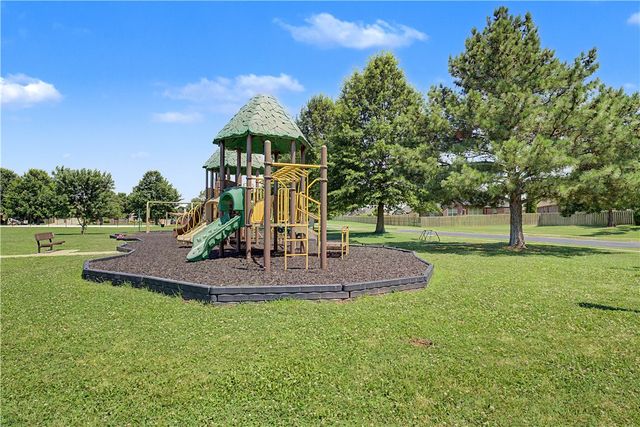 4007 SW Rhinestone Boulevard, Bentonville, AR 72713