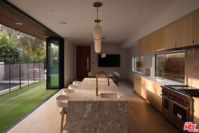 738 Palms Boulevard, Venice (los Angeles), CA 90291