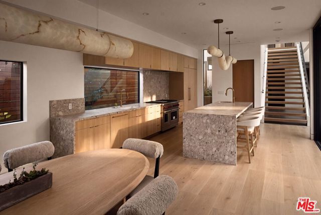 738 Palms Boulevard, Venice (los Angeles), CA 90291