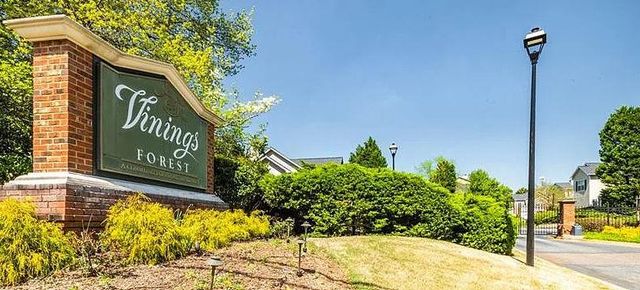610 Vinings Forest Court, Smyrna, GA 30080