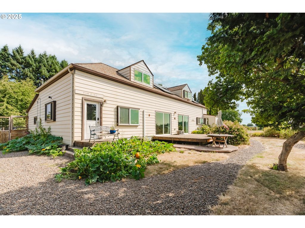33211 DEVER CONNER Rd, Albany, OR 97321