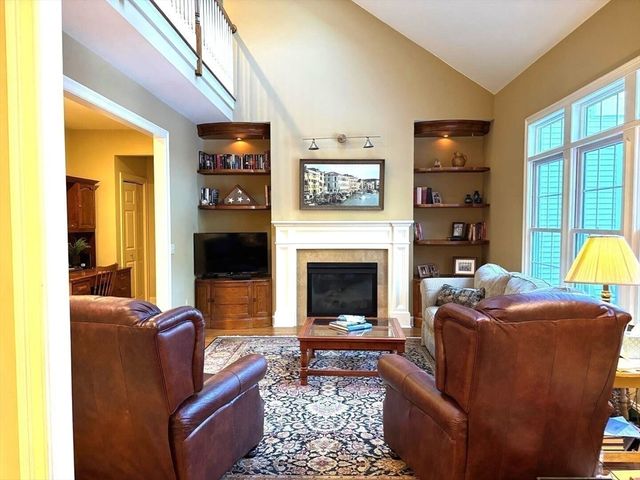 104 High Pine Circle 104, Wilbraham, MA 01095