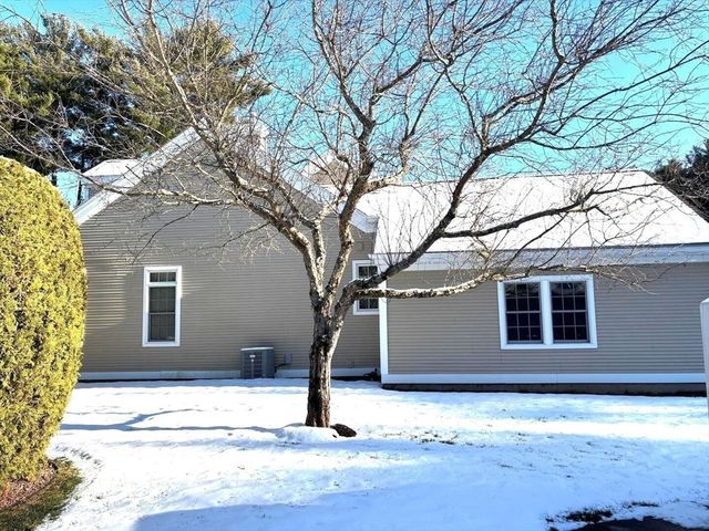 104 High Pine Circle 104, Wilbraham, MA 01095