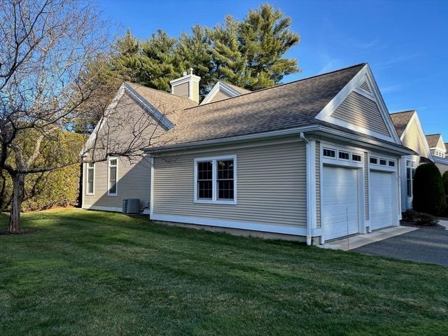 104 High Pine Circle 104, Wilbraham, MA 01095
