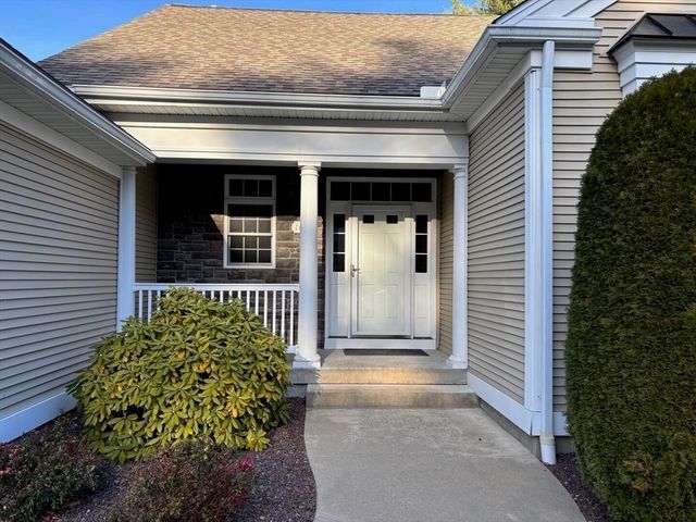 104 High Pine Circle 104, Wilbraham, MA 01095