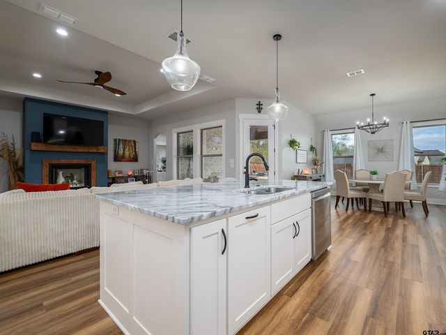 222 Serenity Dr., Bullard, TX 75757