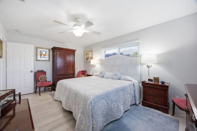 9461 SE Little Club Way N, Jupiter, FL 33469