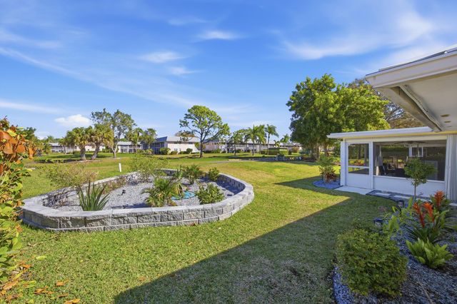 9461 SE Little Club Way N, Jupiter, FL 33469