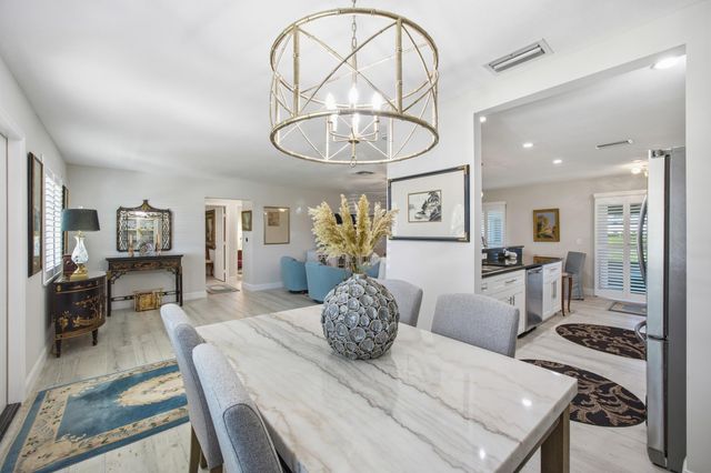 9461 SE Little Club Way N, Jupiter, FL 33469