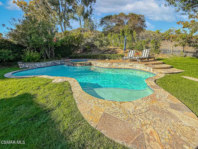 5419 Via Olas, Newbury Park, CA 91320