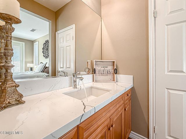 5419 Via Olas, Newbury Park, CA 91320