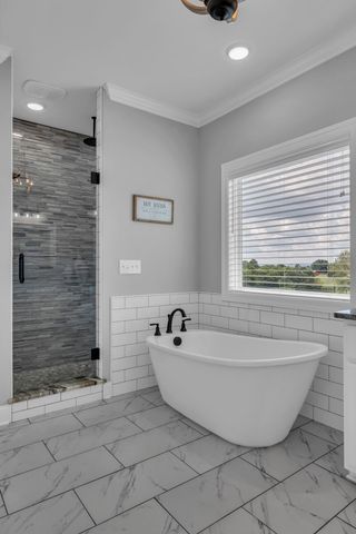 8014 Traditions Ln, Columbia, TN 38401