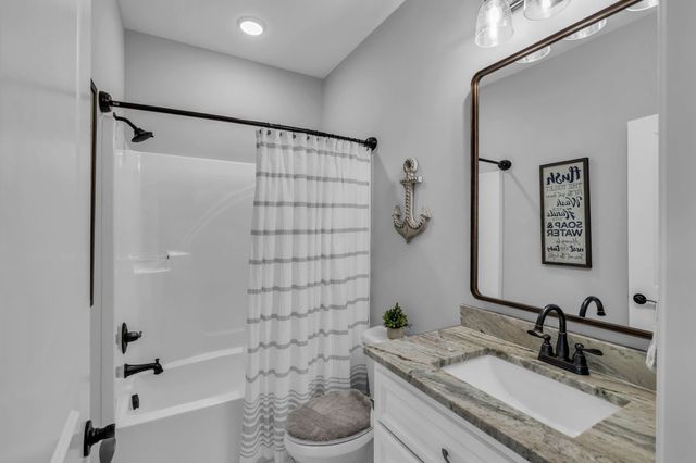 8014 Traditions Ln, Columbia, TN 38401