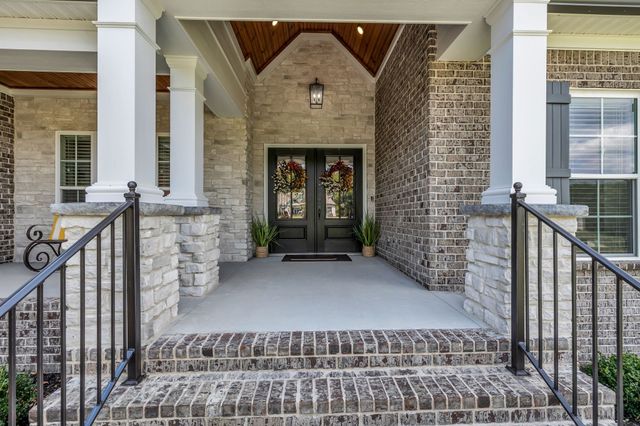 8014 Traditions Ln, Columbia, TN 38401