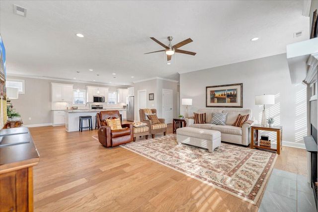 190 Merion CIR, Daleville, VA 24083