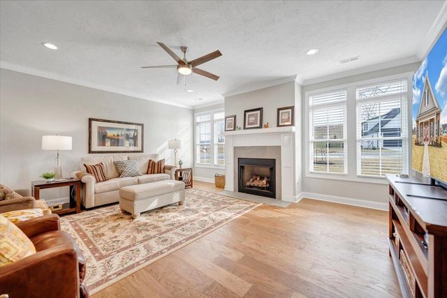 190 Merion CIR, Daleville, VA 24083