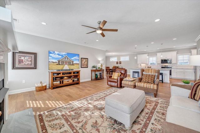 190 Merion CIR, Daleville, VA 24083