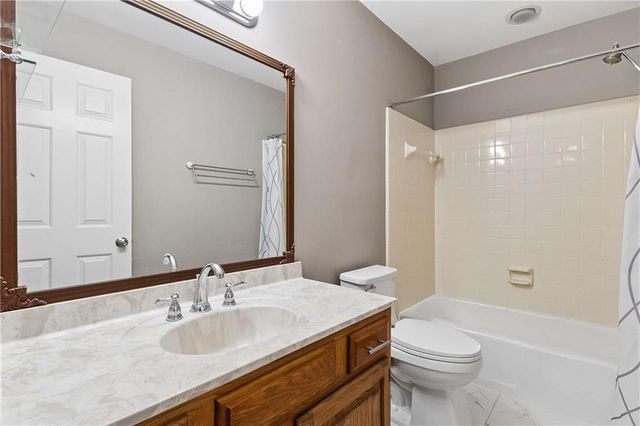 6 Forest Ridge Court, Atlanta, GA 30350