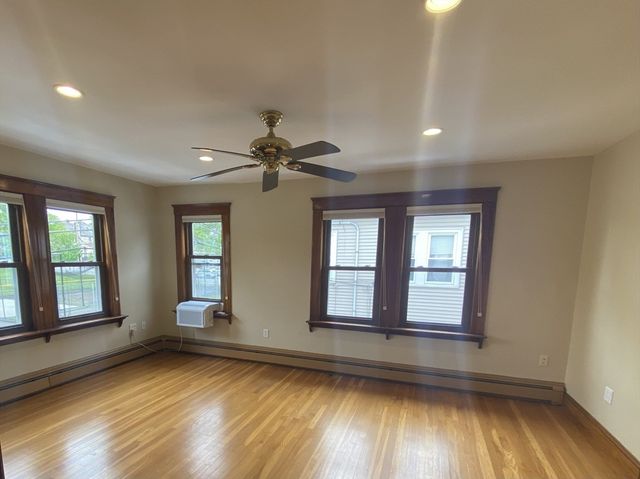 131 Evans Street 131, Watertown, MA 02472