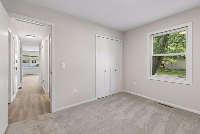 310 18th Avenue SE, Cambridge, MN 55008