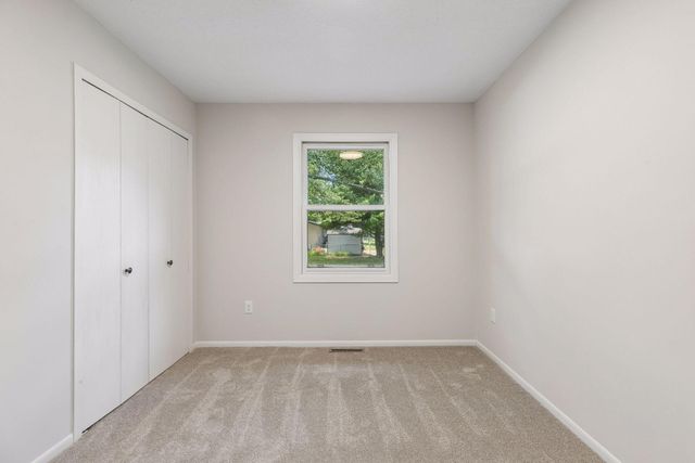 310 18th Avenue SE, Cambridge, MN 55008