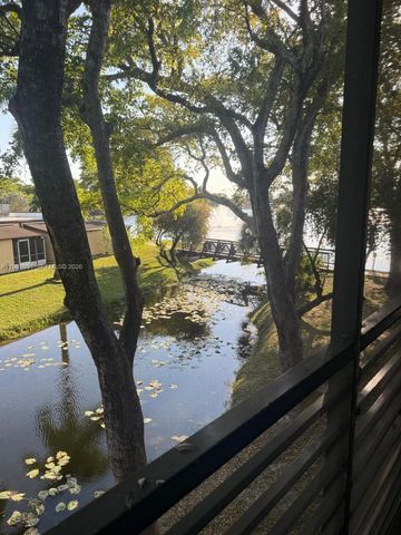 2 Briarwood Cir 212, Hollywood, FL 33024