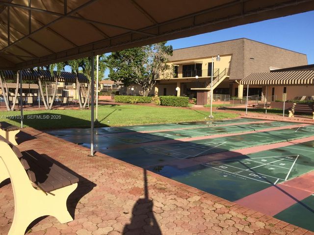 2 Briarwood Cir 212, Hollywood, FL 33024