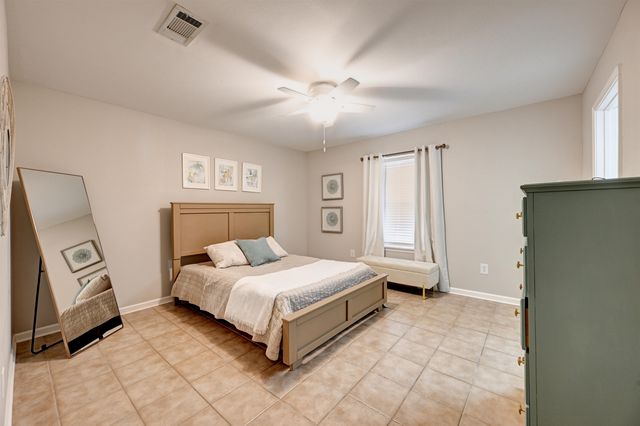 208 Jolie Oaks Blvd, Thibodaux, LA 70301