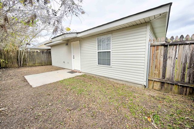 208 Jolie Oaks Blvd, Thibodaux, LA 70301