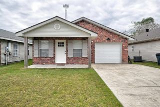 208 Jolie Oaks Blvd, Thibodaux, LA 70301
