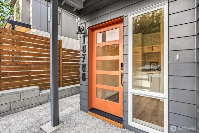 10702 Linden Avenue N, Seattle, WA 98133