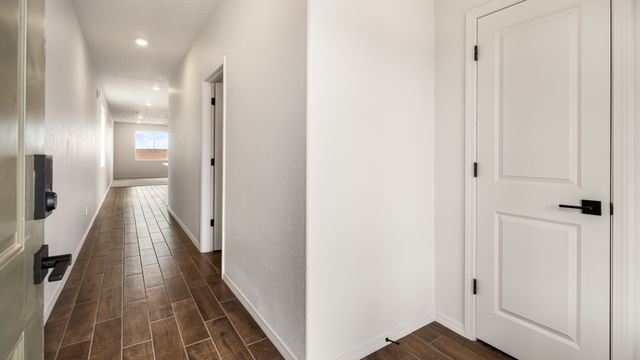 4234 Via De Ventura, Santa Fe, NM 87507