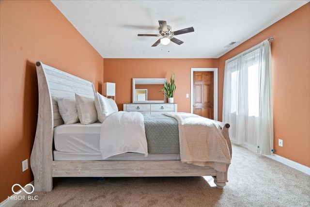 3255 Smokey Ridge Way, Carmel, IN 46033