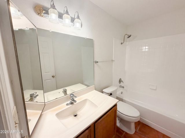 6764 W PIUTE Avenue, Glendale, AZ 85308