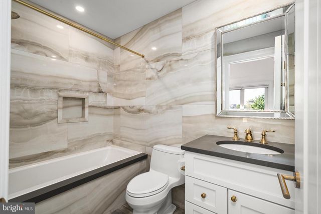 188 NAUTILUS DR, Long Beach Township, NJ 08008