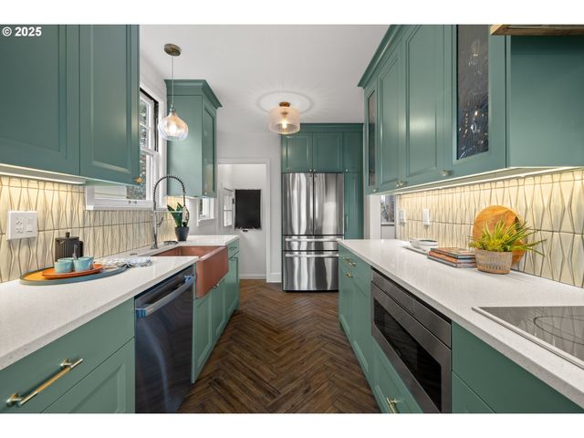 4137 Ne 25TH Ave, Portland, OR 97211