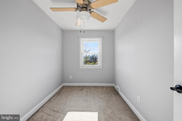 1078 DOWNTON RD, Baltimore, MD 21227