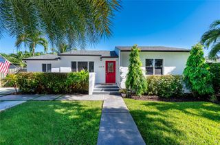 6849 SW 39th St, Miami, FL 33155