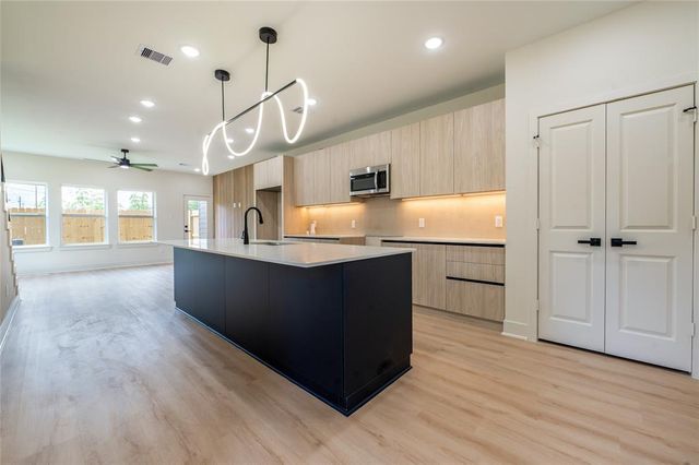 8132 Brandon Street, Houston, TX 77051