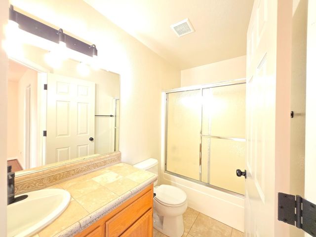 3057 Courtside Dr, Diamond Springs, CA 95619