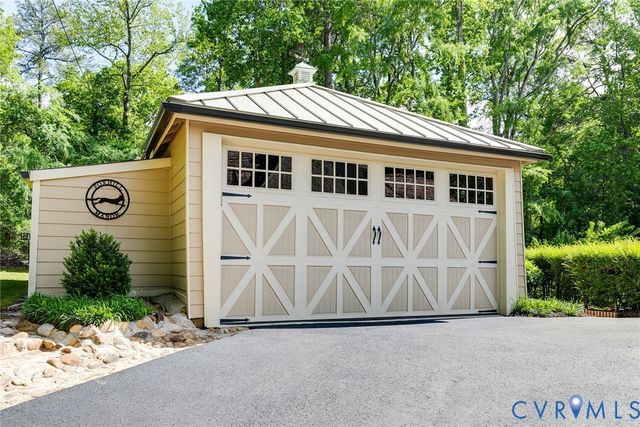 8535 Riverside Dr, Richmond, VA 23235