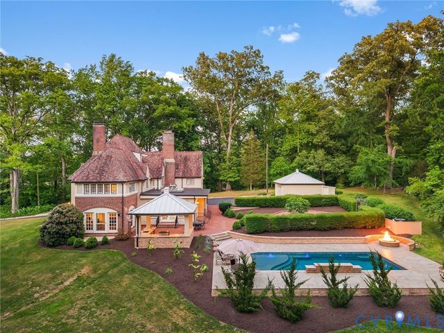 8535 Riverside Dr, Richmond, VA 23235