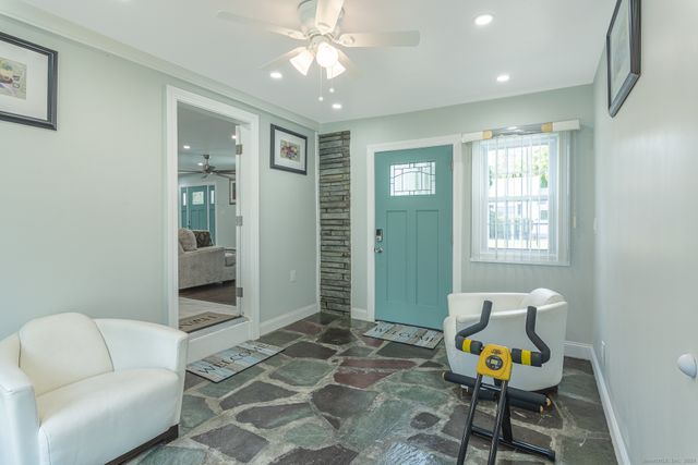 3 Curtis Street, Norwich, CT 06360