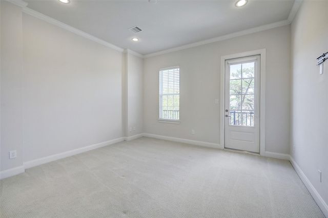 1041 Ashland Street, Houston, TX 77008