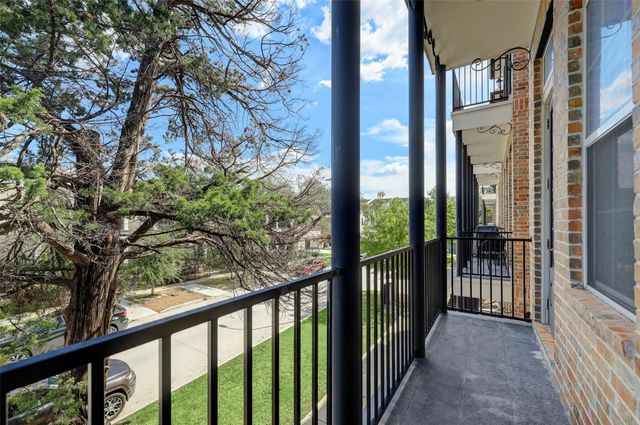 1041 Ashland Street, Houston, TX 77008